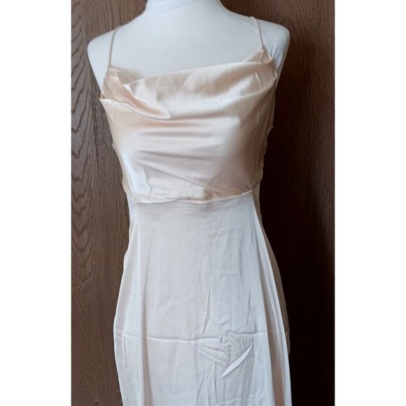 Lyaner Cocktail Dress M Satin Beige Cowl Neck Strappy Cutout Tie Back Sexy - Picture 3 of 6